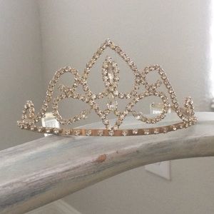 Tiara/Crown